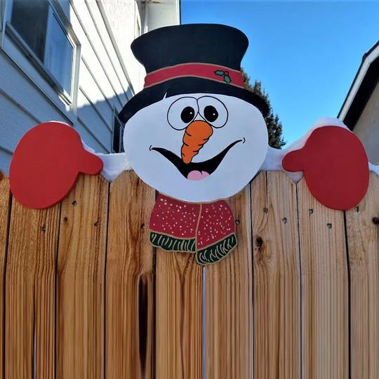 Christmas Themed Fence Garden Top Decoration - Image 9