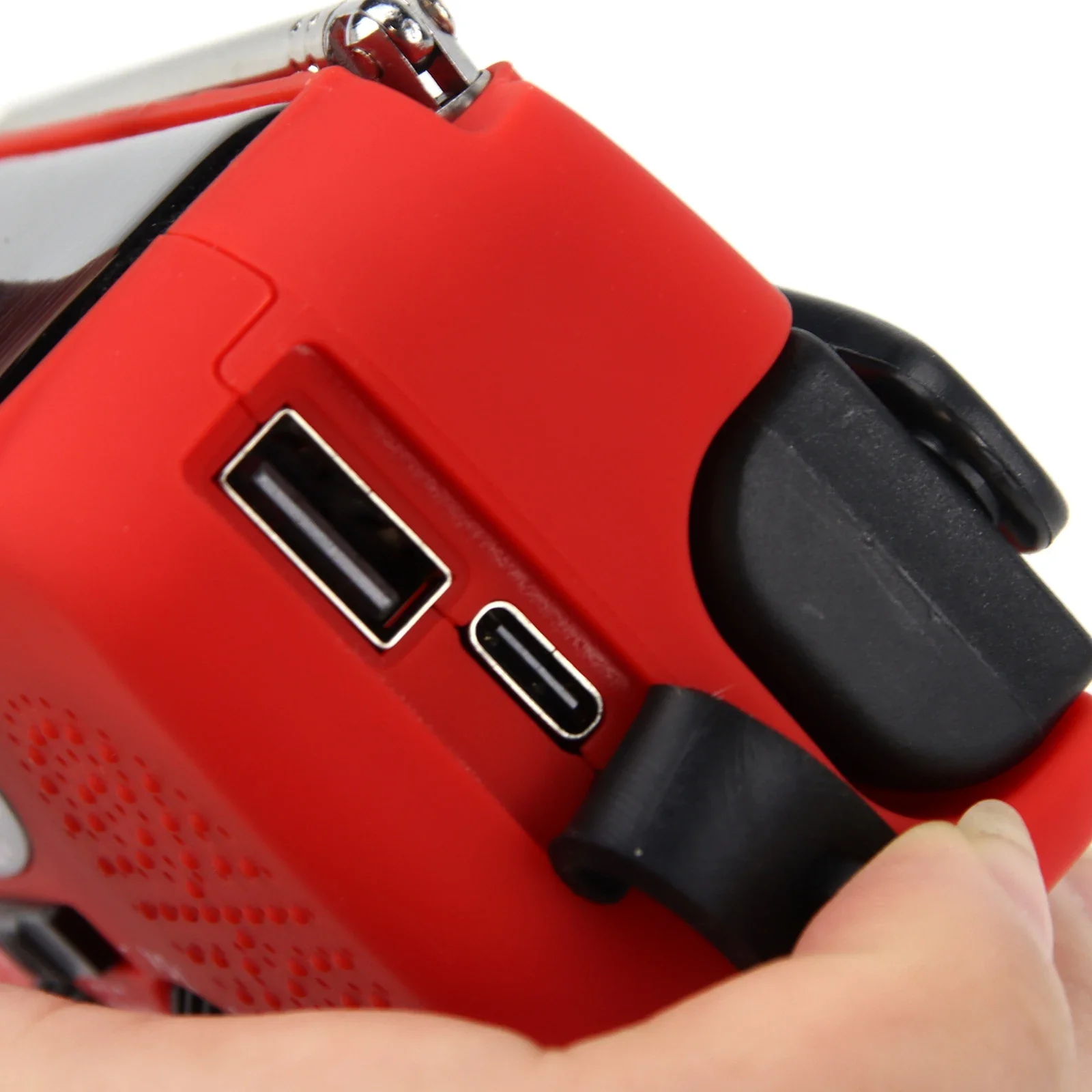 Multifunctional Solar Hand Crank Radio - Image 3