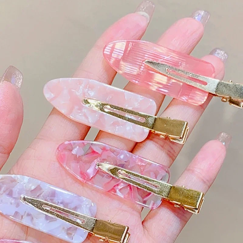 Sakura Pink Seamless Hair Clips - Set of 2/4 PCs - Image 14