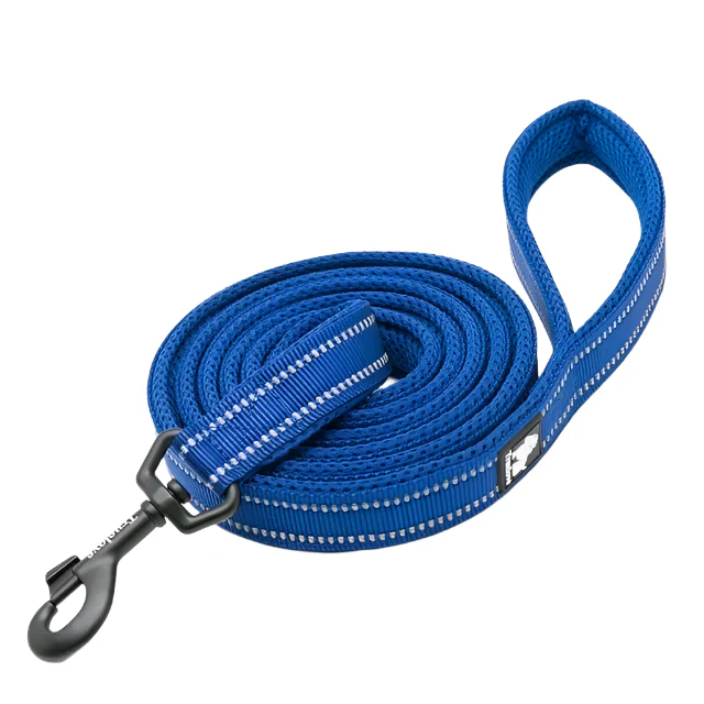 Soft Pet Leash with Reflective Nylon Mesh Padding - Image 17
