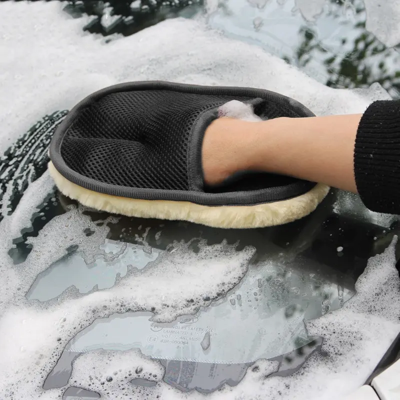 Thickened Plush Car Wash/Polishing Gloves - Image 3