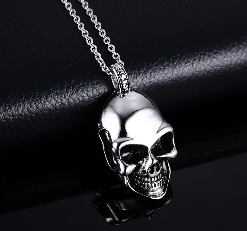 Titanium Steel Cool Skull Necklace - Image 7